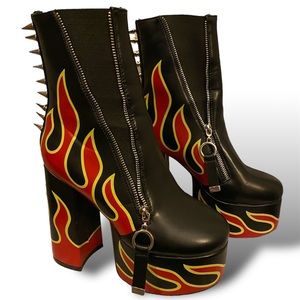 LAMODA FLAME PLATFORM HEELED BOOTS
